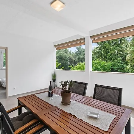 Appartement Poli Nona - Renovated In 2023